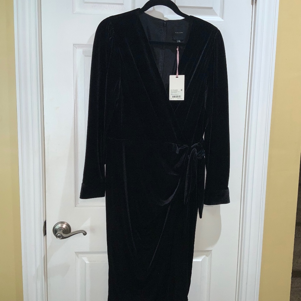 Alex Marie black velvet faux wrap dress Sz 14 side tie new with tags